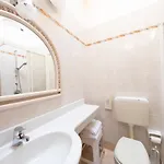 Castelli Apart Otel