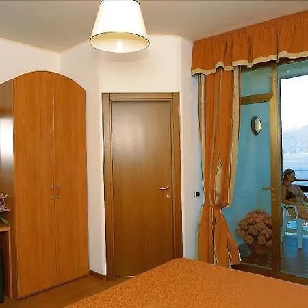 Castelli Lägenhetshotell Brenzone sul Garda