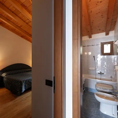 Castelli Lägenhetshotell 3*