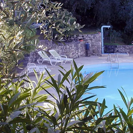 Castelli Apartmanhotel
