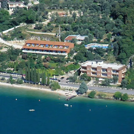 Lägenhetshotell Castelli Brenzone sul Garda