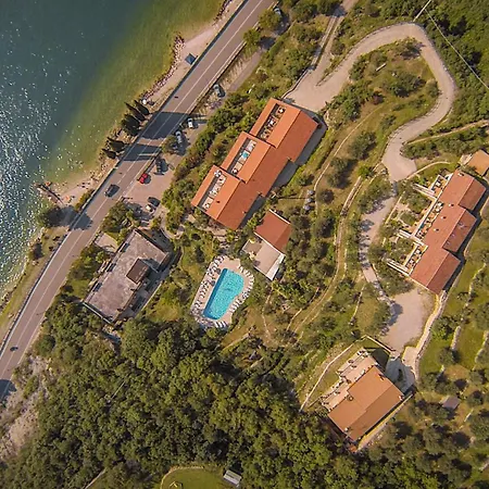 Aparthotel Castelli 3*