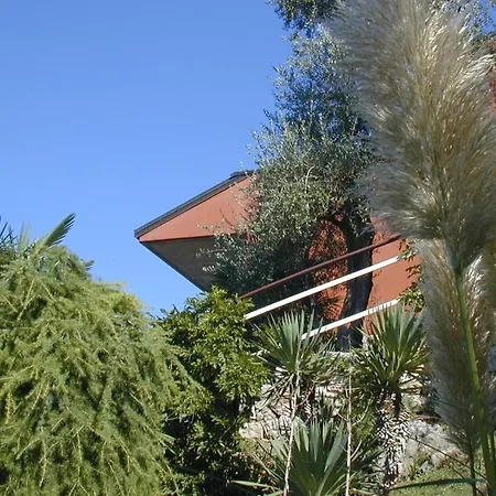 Apart Otel Castelli 2*