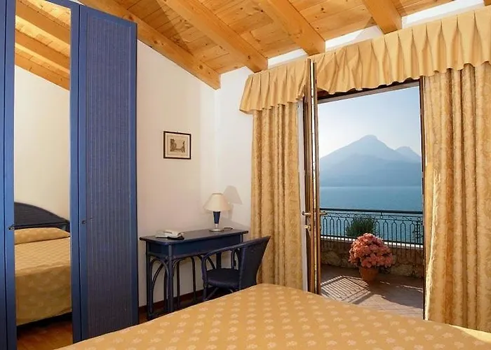 Lejlighedshotel Castelli 3*