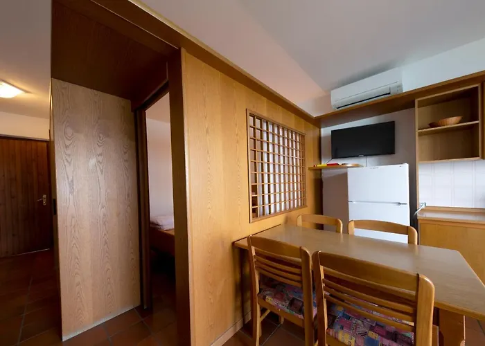 Castelli Aparthotel 3*