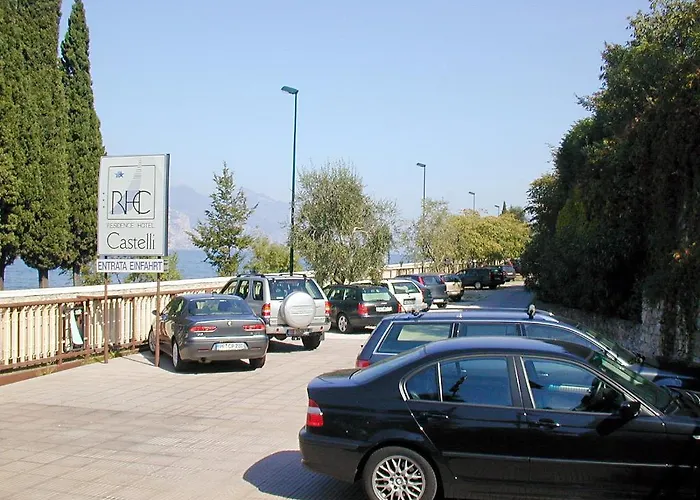 Aparthotel Castelli 3*