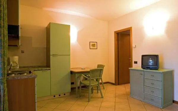 Castelli Aparthotel Brenzone sul Garda
