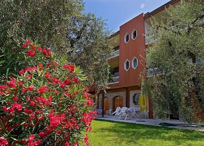 Castelli Aparthotel